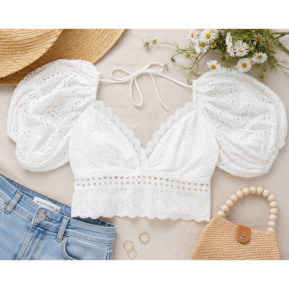 Altar'd State White Eyelet Lace Puff Sleeve Crop Top Sweetheart Neck Small